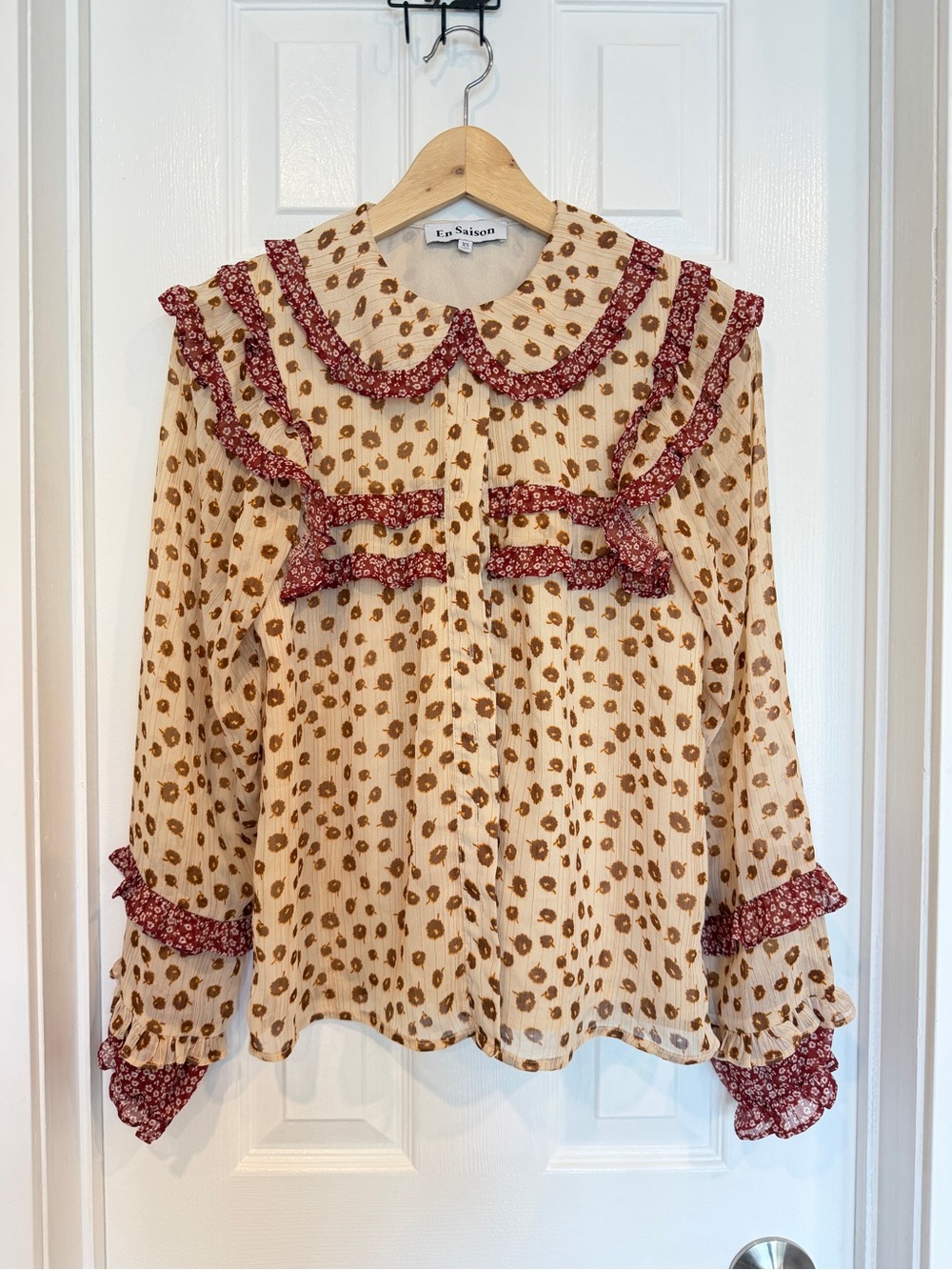 En Saison Floral Ruffle Peter Pan Collar Blouse